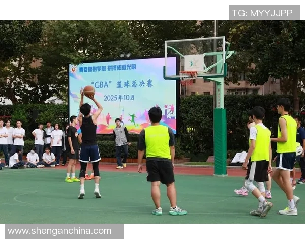 学生与篮球明星的梦想连接探索青春与运动的激情与追求